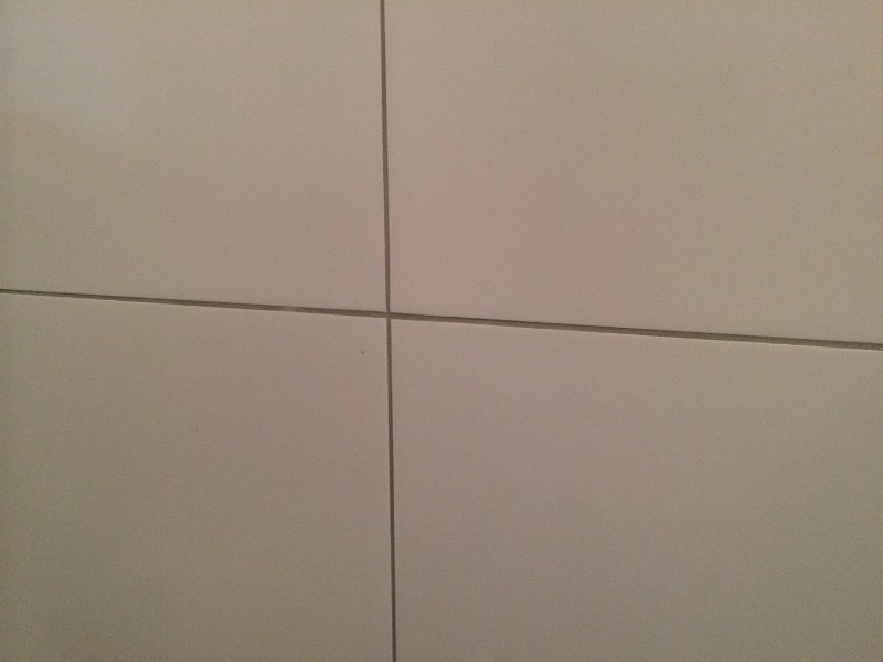 049