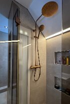 8781958A-A31C-4777-86AD-BC6B0DFE6535_1_102_a