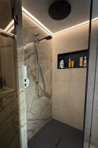 487CCF3B-EF45-4BDD-A84F-9CF7ECE1FCA4_1_105_c