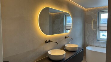 6E1E61C0-2B99-4ADB-BF0F-CADF6ECE0178_1_102_a