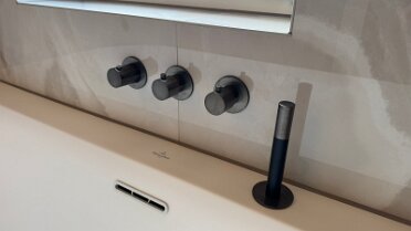 7E9B257F-A0F9-4089-9A20-0B99EAD1650E_1_102_a