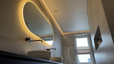 ADC70793-0F78-4F67-A659-489C5AAF3A50_1_201_a