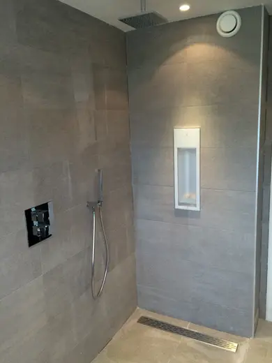 Badkamer 17, foto 2