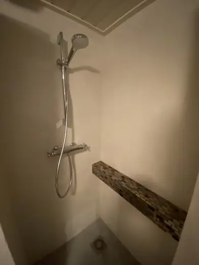 Badkamer 42, foto 3