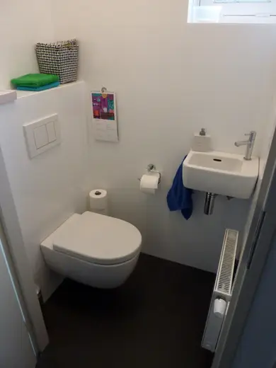 Toilet 05, foto 1