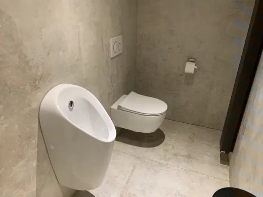 Toilet 08