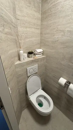 Toilet 17, foto 1