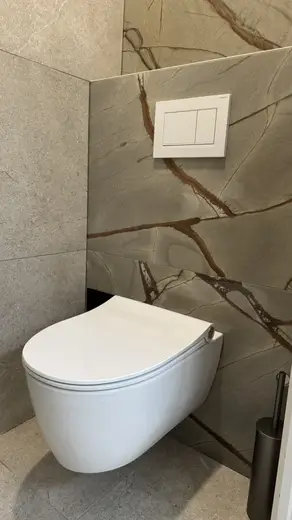 Toilet 18