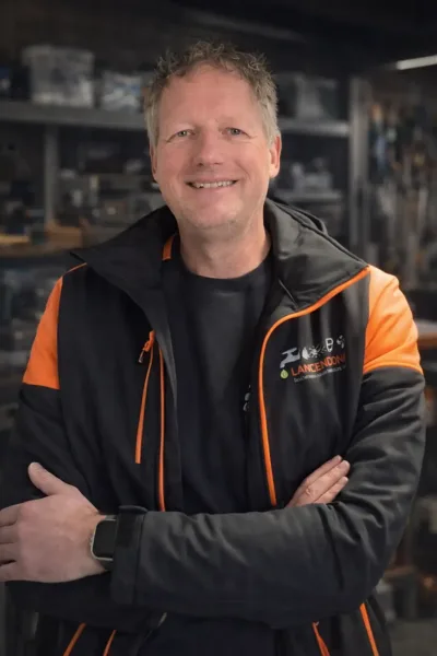 emiel selfie website